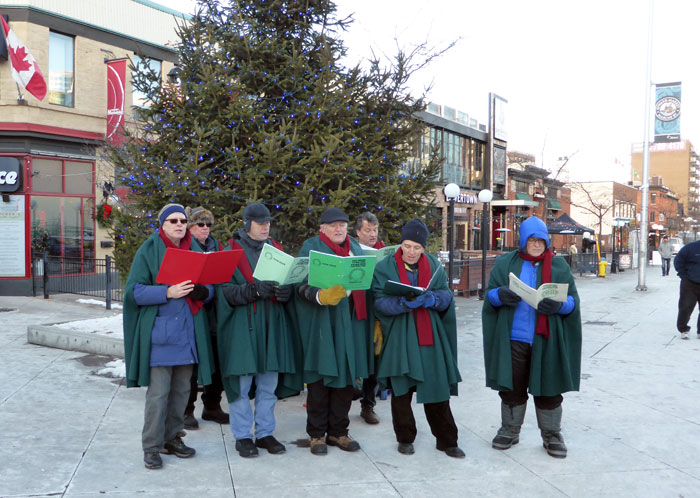 Northern Stars Chorus singing in the Byward Market in December 2016